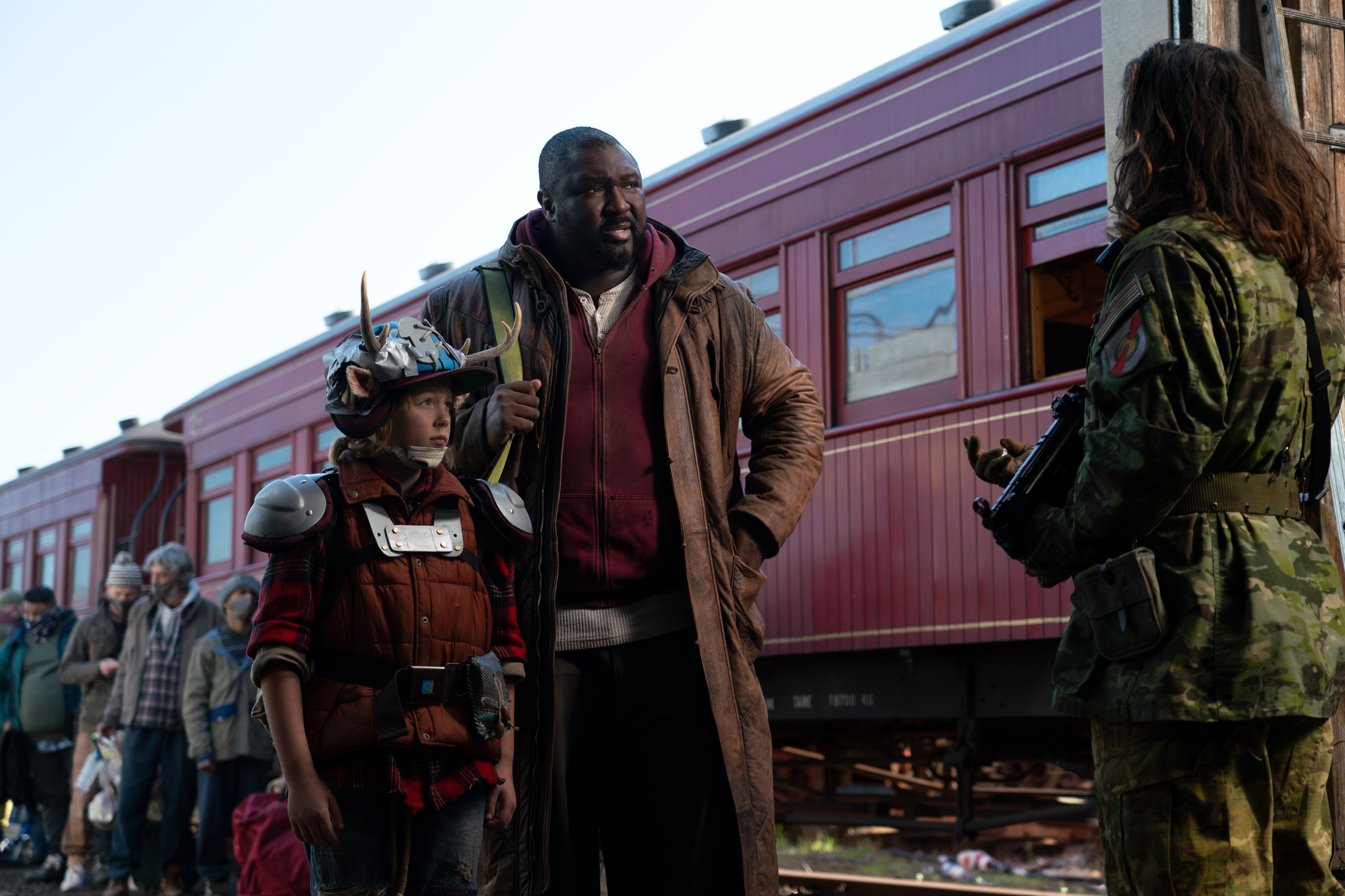 Christian Convery as Gus and Nonso Anozie as Tommy Jepperd