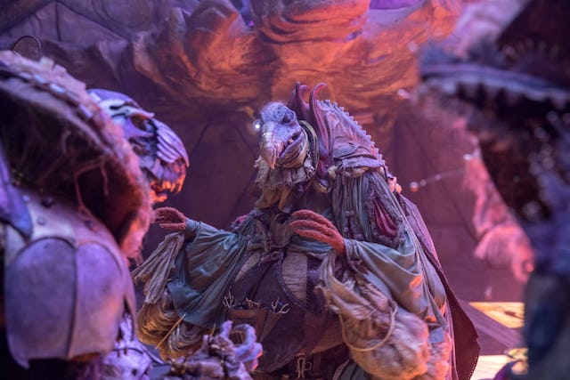 A look at a couple of the Skeksis. (Netflix)