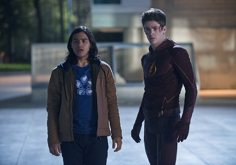 Recap The Flash Episode 9, The Man in the Yellow Suit Comic Book