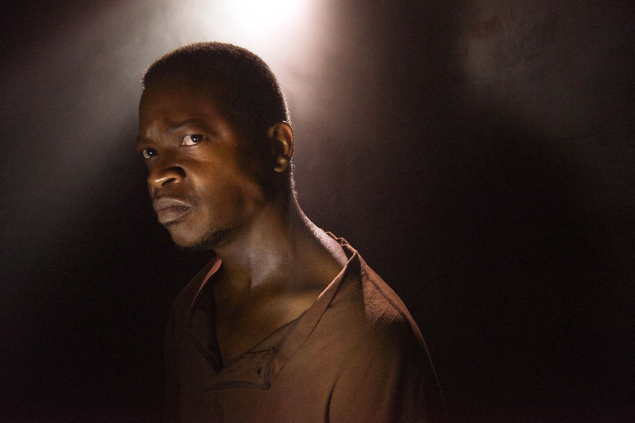 Lawrence Gilliard Jr. as Bob Stookey - The Walking Dead _ Season 5, Gallery - Photo Credit: Frank Ockenfels 3/AMC
